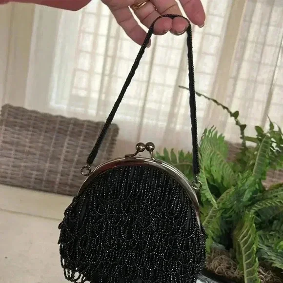 Black beaded evening bag - Picture 4 of 10
